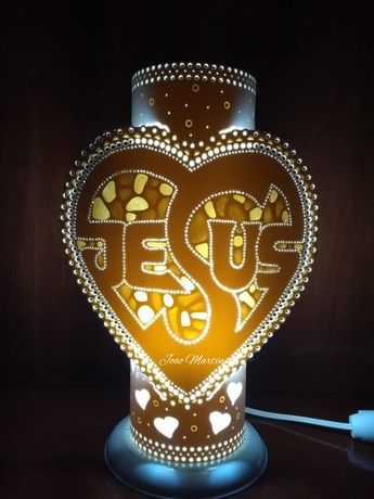 Luminaria Artesanal del Evangelio con Luz LED | Diseño Calado de 30 cm y 60 cm