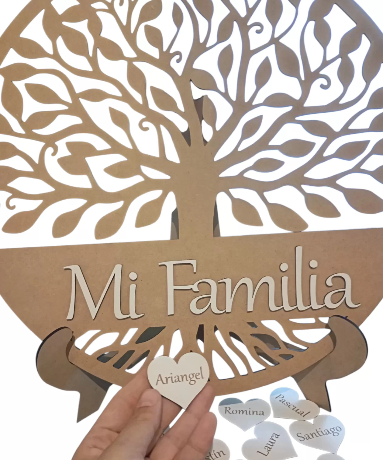 Árbol Familiar Personalizado en MDF | Adorno con Nombres en Corazones - 40 cm